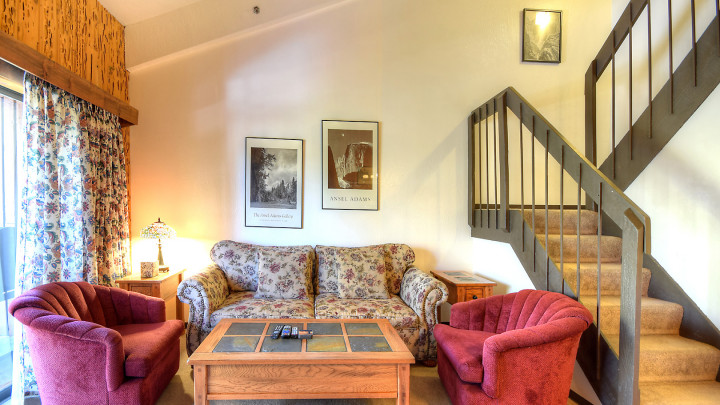 (A209) Loft Condo