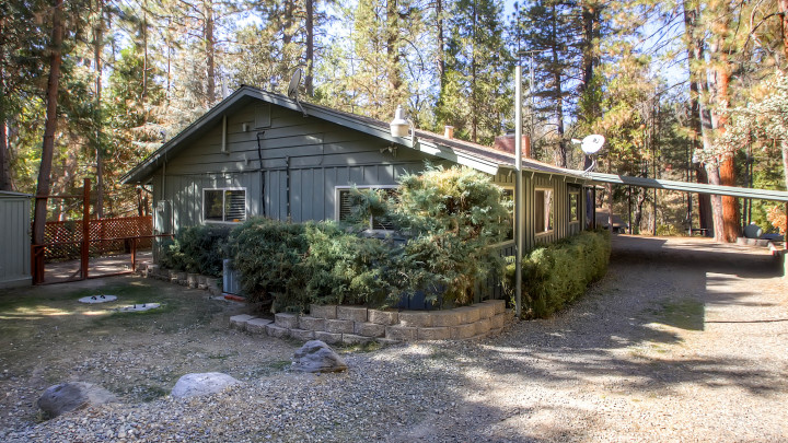 Trout Creek Lodge