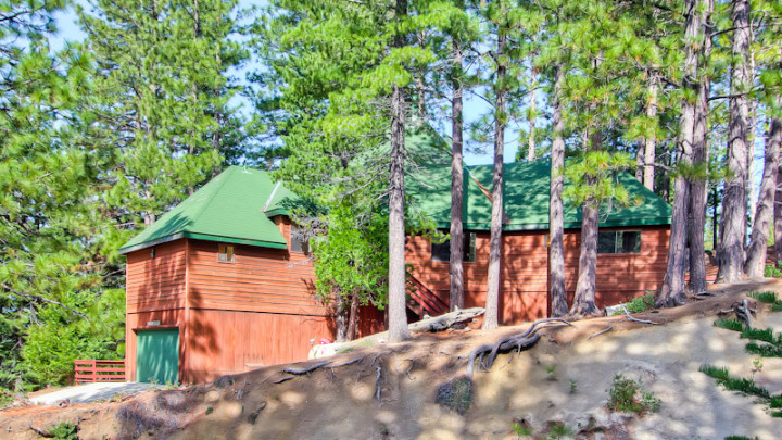 Coyote Creek | Yosemite Rentals & Reservations