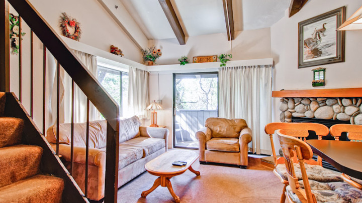 (B212) Loft Condo