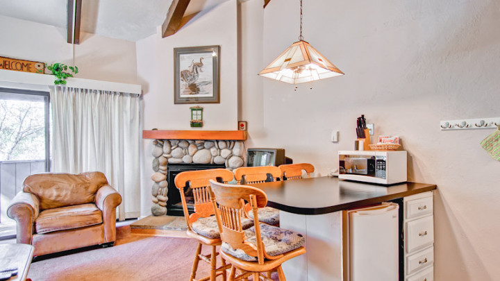 (B212) Loft Condo