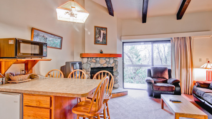(B211) Loft Condo