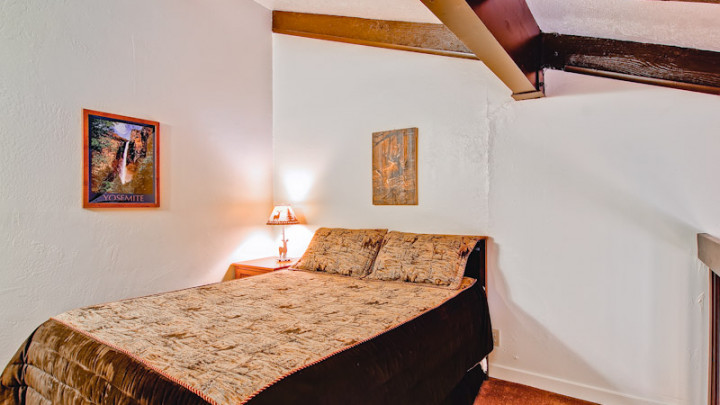 (B211) Loft Condo
