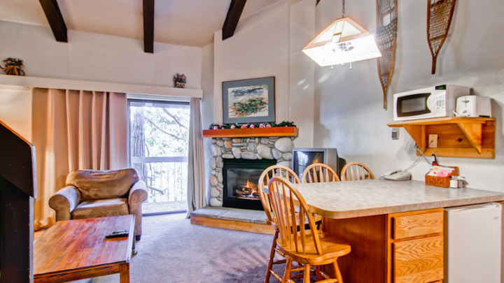(A210) Loft Condo