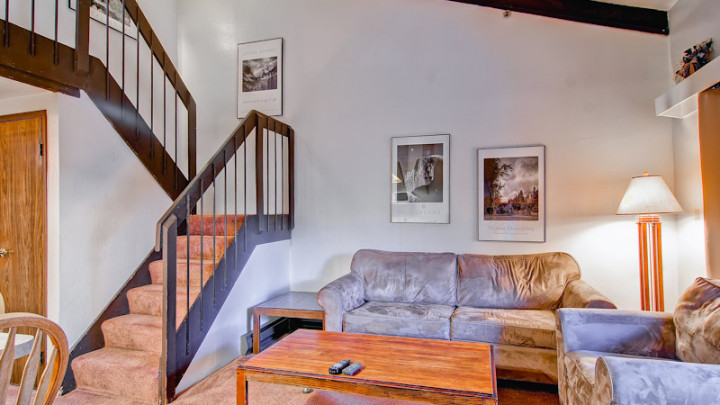 (A210) Loft Condo