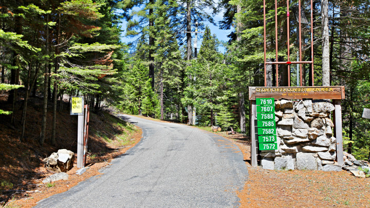 Little Ahwahnee Inn