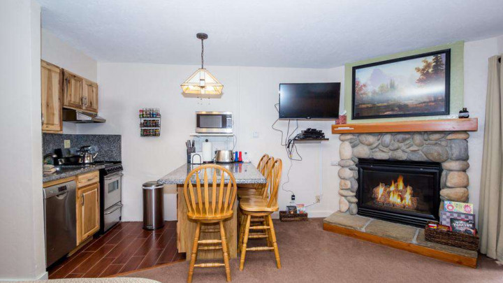 (B102) Studio Condo 