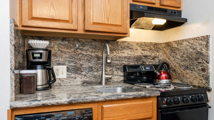 (A206) Loft Condo