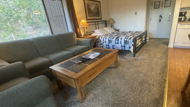 (B107) Studio Condo