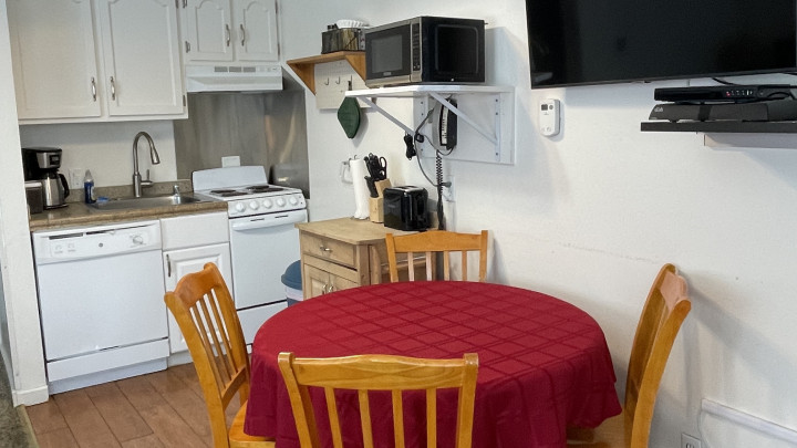 (B107) Studio Condo