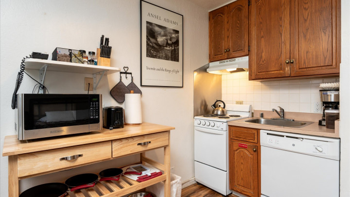 (A108) Studio Condo