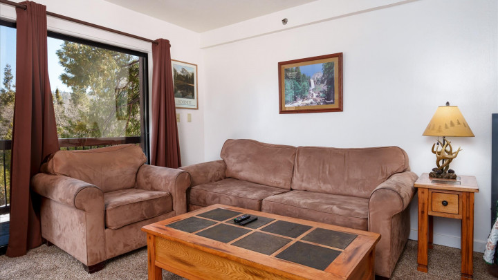 (A109) Studio Condo