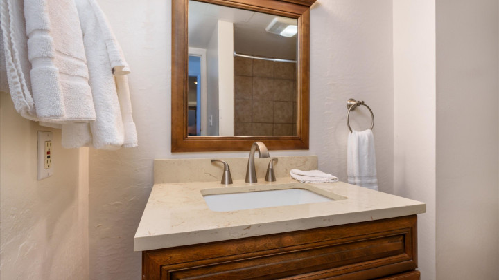 (A109) Studio Condo