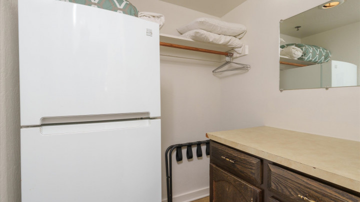 (A110) Studio Condo