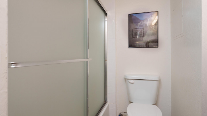 (B210) Loft Condo