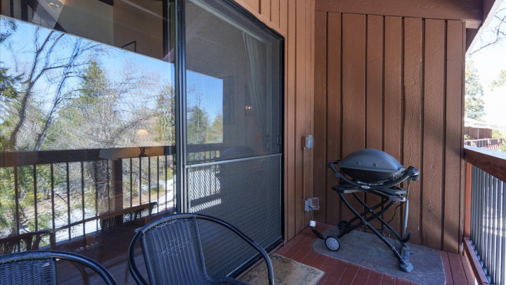 (B210) Loft Condo