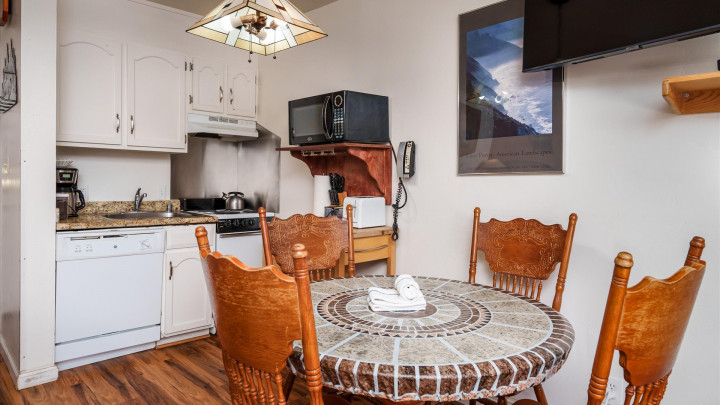 (A111) Studio Condo