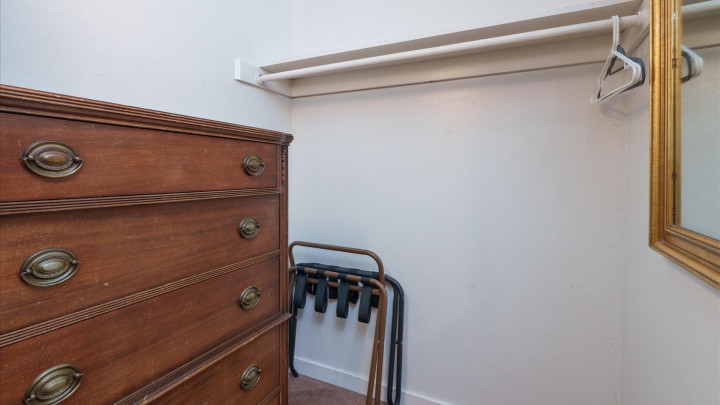 (A202) Loft Condo