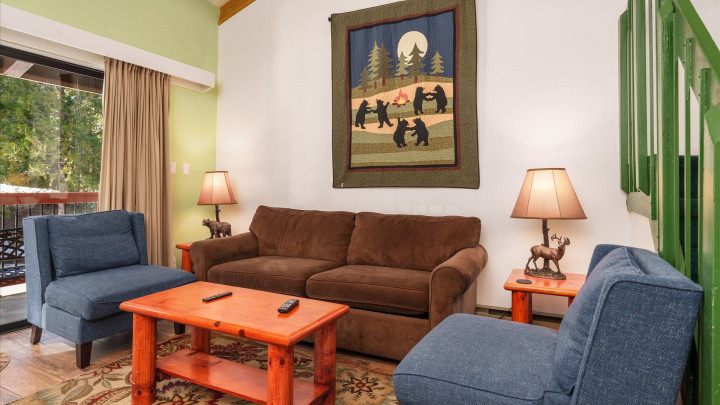 (A204) Loft Condo