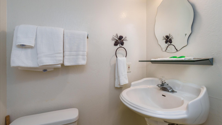 (A204) Loft Condo