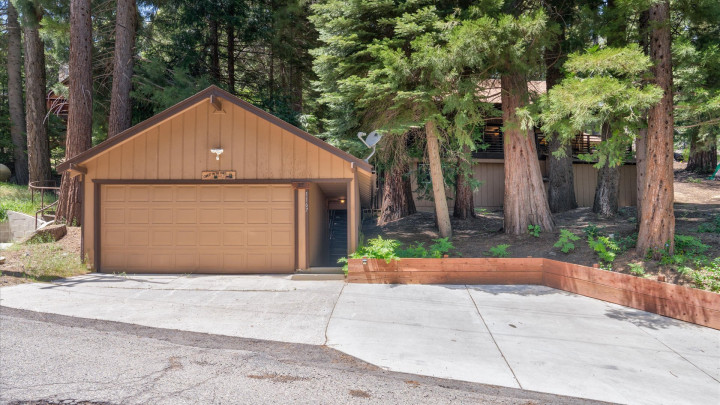 Chalet in the Pines