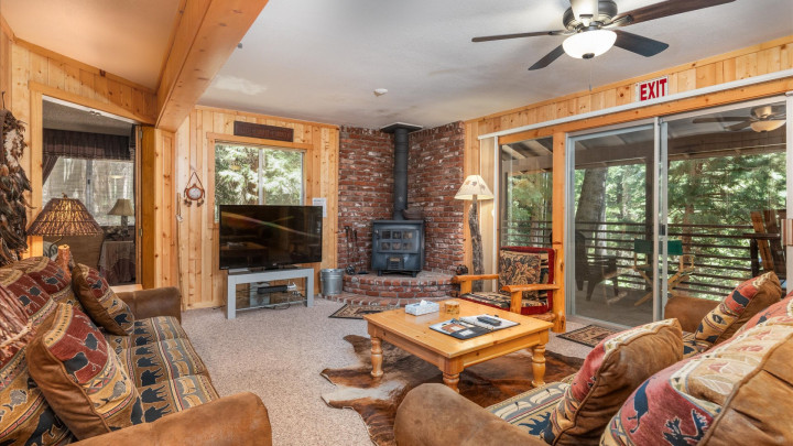 Chalet in the Pines