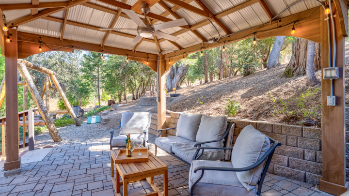 Cedar Mountain Lodge