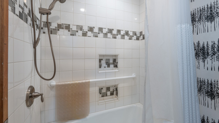 Cedar Mountain Lodge