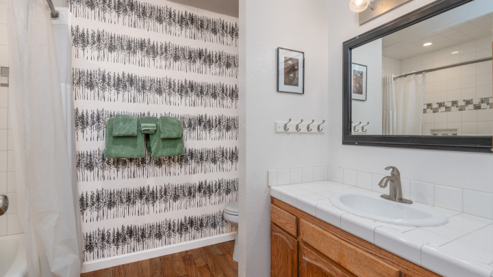 Cedar Mountain Lodge