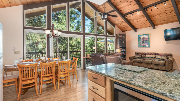 Cedar Mountain Lodge