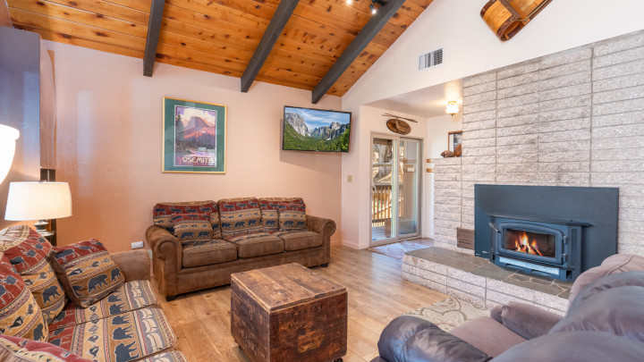 Cedar Mountain Lodge