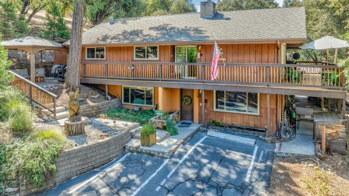 Cedar Mountain Lodge